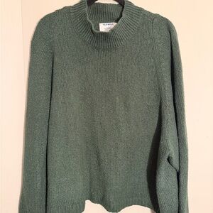 Old Navy Women's Sage Green Turtleneck Sweater